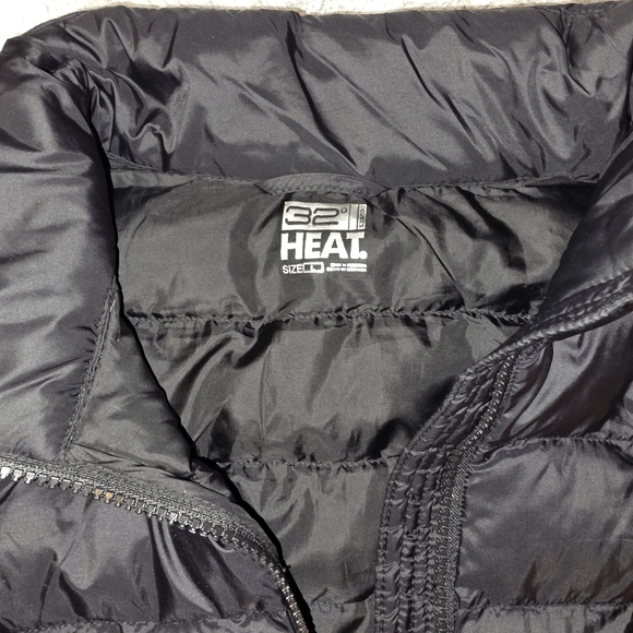 32° Heat Black Quilted Vest - Picture 2 of 4